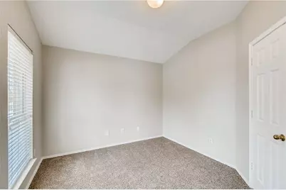 229 Killian Loop, Hutto, TX 78634 - Photo 18