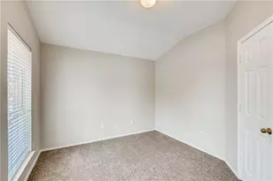 229 Killian Loop, Hutto, TX 78634 - Photo 18