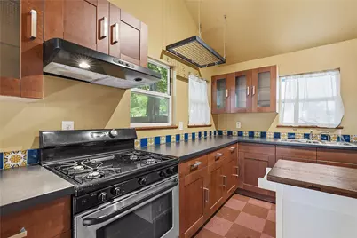 2207 Santa Rita Street, Austin, TX 78702 - Photo 4