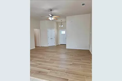 400 Blue Shale Drive, Jarrell, TX 76537 - Photo 10