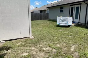 400 Blue Shale Dr, Jarrell, TX 76537 - Photo 16