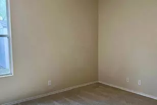 400 Blue Shale Dr, Jarrell, TX 76537 - Photo 2