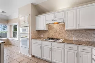 725 Botany Bay Cir, Pflugerville, TX 78660 - Photo 14