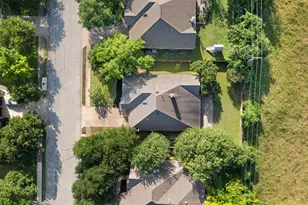 725 Botany Bay Cir, Pflugerville, TX 78660 - Photo 34