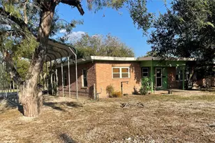 1000 N 5th St St, Kenedy, TX 78119 - Photo 2