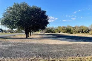 1000 N 5th St St, Kenedy, TX 78119 - Photo 8