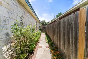 3555 Rock Shelf Ln, Round Rock, TX 78681 - Photo 30