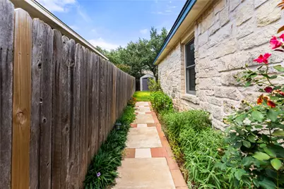 3555 Rock Shelf Lane, Round Rock, TX 78681 - Photo 40