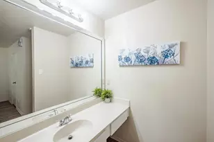 10401 N Lamar Blvd, Austin, TX 78753 - Photo 16