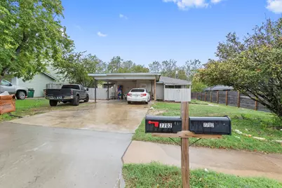 7702 Northcrest Boulevard, Austin, TX 78752 - Photo 4