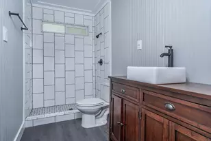 302 N Austin St, Coupland, TX 78615 - Photo 14