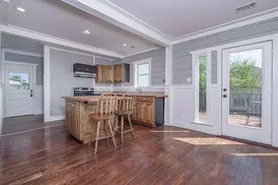 302 N Austin Street, Coupland, TX 78615 - Photo 12