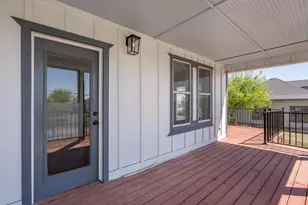 302 N Austin St, Coupland, TX 78615 - Photo 6