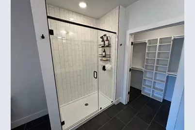 2500 Longview Street #302, Austin, TX 78705 - Photo 12
