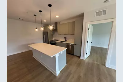 2500 Longview Street #302, Austin, TX 78705 - Photo 6