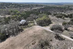 22419 Hazy Hollow Cove, Spicewood, TX 78669 - Photo 20