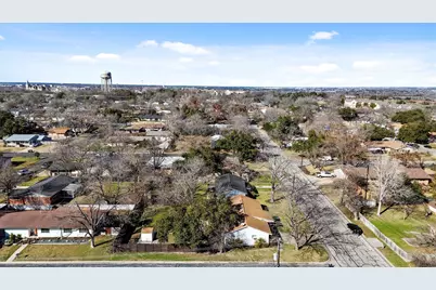 1806 Hutto Road, Georgetown, TX 78626 - Photo 26