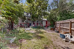 1302 1/2 Walnut Ave E, Austin, TX 78702 - Photo 12