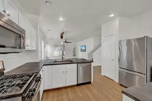 2043 Nevada St, San Marcos, TX 78666 - Photo 8