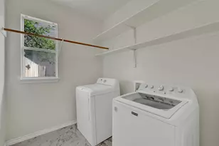 2043 Nevada St, San Marcos, TX 78666 - Photo 14