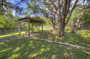 2043 Nevada St, San Marcos, TX 78666 - Photo 36