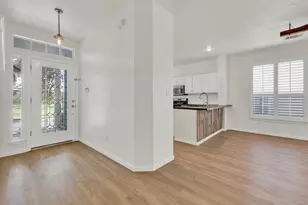 2043 Nevada St, San Marcos, TX 78666 - Photo 4