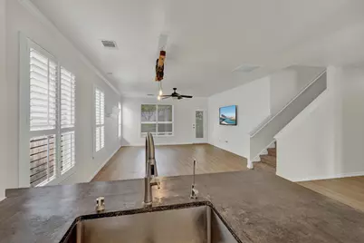 2043 Nevada Street, San Marcos, TX 78666 - Photo 10