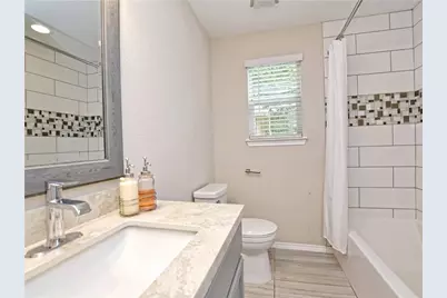 504 W 2nd Street, Elgin, TX 78621 - Photo 6