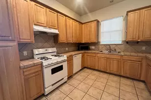 5402 Martin Ave, Austin, TX 78751 - Photo 2