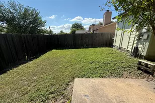 1200 Orchard Park Cir, Pflugerville, TX 78660 - Photo 10