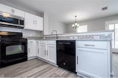 311 Quarter Avenue, Buda, TX 78610 - Photo 8