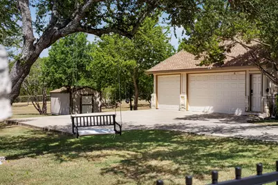 691 Broken Lance Drive, Dripping Springs, TX 78620 - Photo 38
