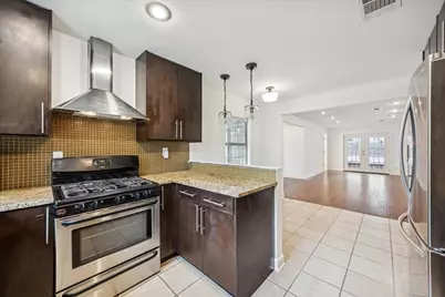 3104 Fontana Drive, Austin, TX 78704 - Photo 4