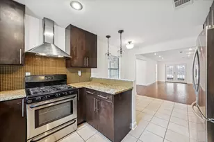 3104 Fontana Dr, Austin, TX 78704 - Photo 4