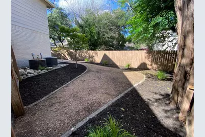 4 Muirfield Greens Cove, Lakeway, TX 78738 - Photo 24