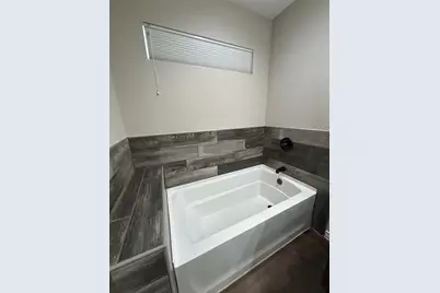 1047 Fieldstone Drive, Lampasas, TX 76550 - Photo 18