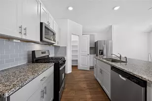 326 N Richland Dr, Lockhart, TX 78644 - Photo 6