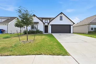 326 N Richland Drive, Lockhart, TX 78644 - Photo 1