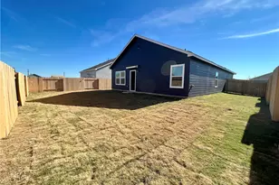 1204 Rio Frio Ln, Georgetown, TX 78626 - Photo 18