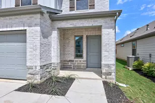 206 Hornet St, Elgin, TX 78621 - Photo 2
