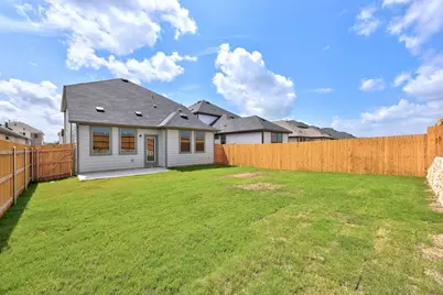 206 Hornet Street, Elgin, TX 78621 - Photo 30