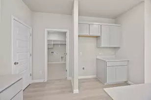 206 Hornet St, Elgin, TX 78621 - Photo 14