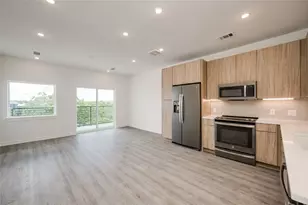4802 S Congress Ave, Austin, TX 78745 - Photo 2