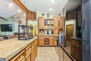 340 Rio Oak, Lakehills, TX 78063 - Photo 4