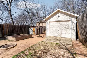 912 1/2 E 50th St, Austin, TX 78751 - Photo 18