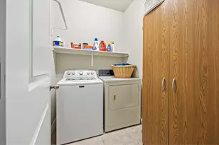 328 Lightcliff St, Hutto, TX 78634 - Photo 24