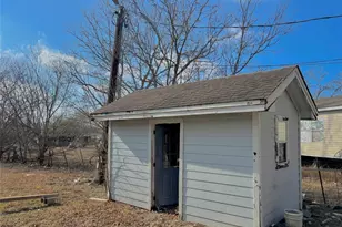 111 Mariah Dr, Kyle, TX 78640 - Photo 4