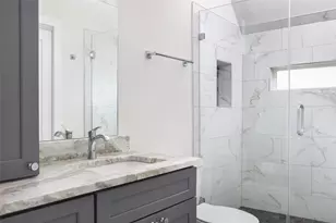 1120 Omega Ave, Austin, TX 78721 - Photo 14