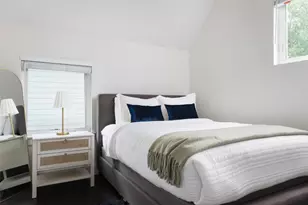 1120 Omega Ave, Austin, TX 78721 - Photo 16