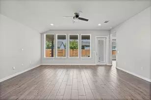 8317 Donnelley Dr, Austin, TX 78744 - Photo 12